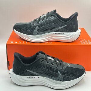 Women's Nike Pegasus Plus Black Pure Platinum FQ7261-002 Size 6.5 NEW